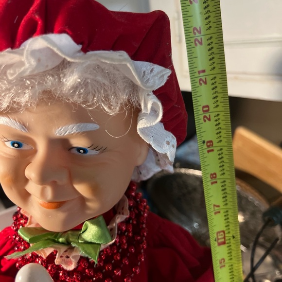 Telco 23” Motion-ettes Christmas Mrs Claus Animated illuminated EUC - Picture 8 of 9